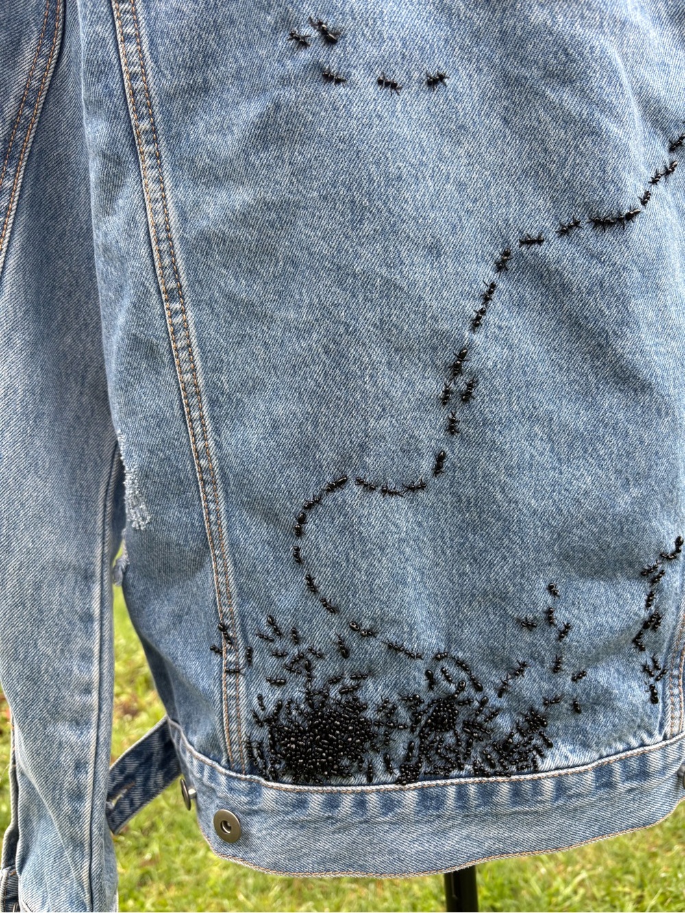 Black beads ANTS Light Blue Women's Jeans Jacket - Picture 5 of 13